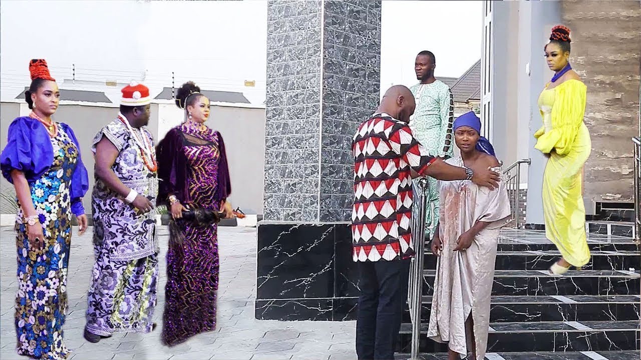 She Only Came 2 D Palace 2 Beg For Food Wen D Prince Saw Her And Immidiately Fell In Luv Wit Her