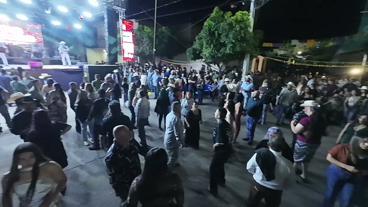 #Eltepehuaje los Cadetes de linares en la fiesta 19 de marzo #YoNacíEnChavinda 
