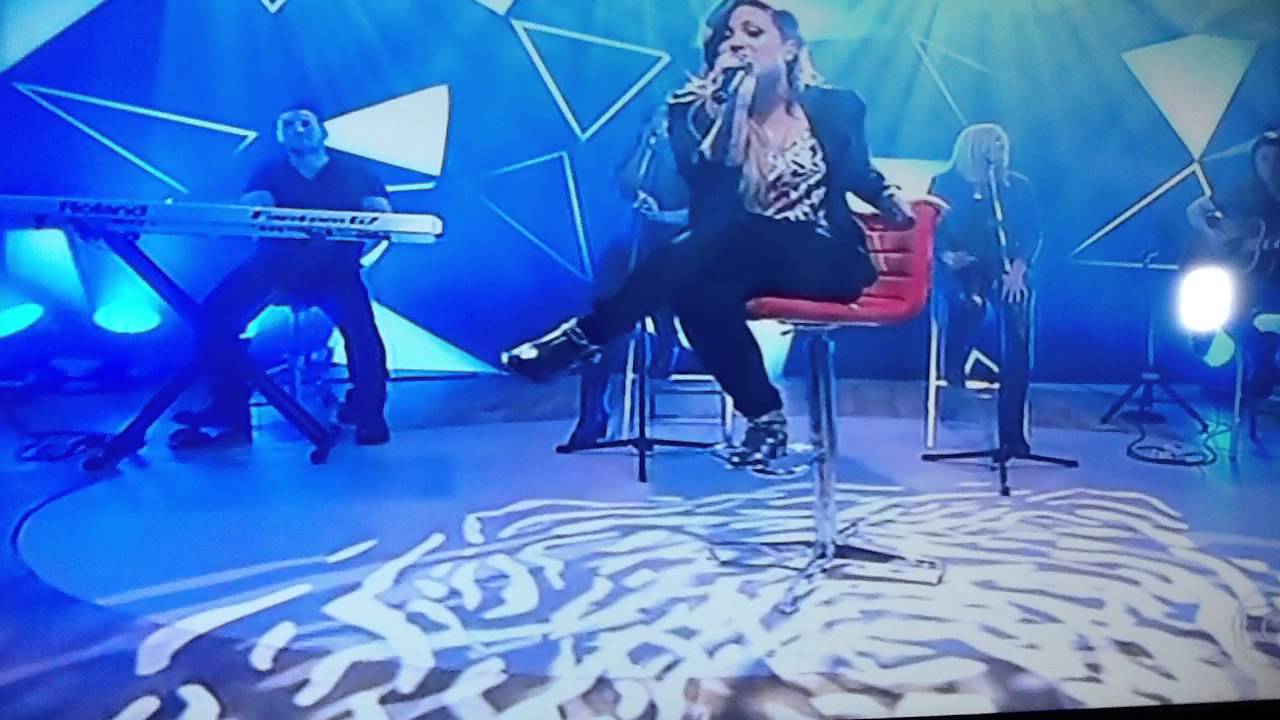 Demi Lovato Fantástico no Brasil 04/05/2014 Entrevista Legendada