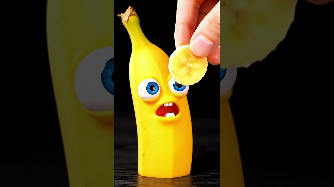 Banana eating banana 🍌 