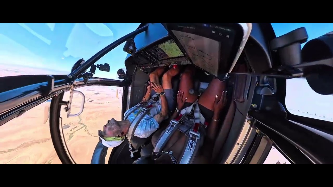 Upside down…more aerobatics🚀 