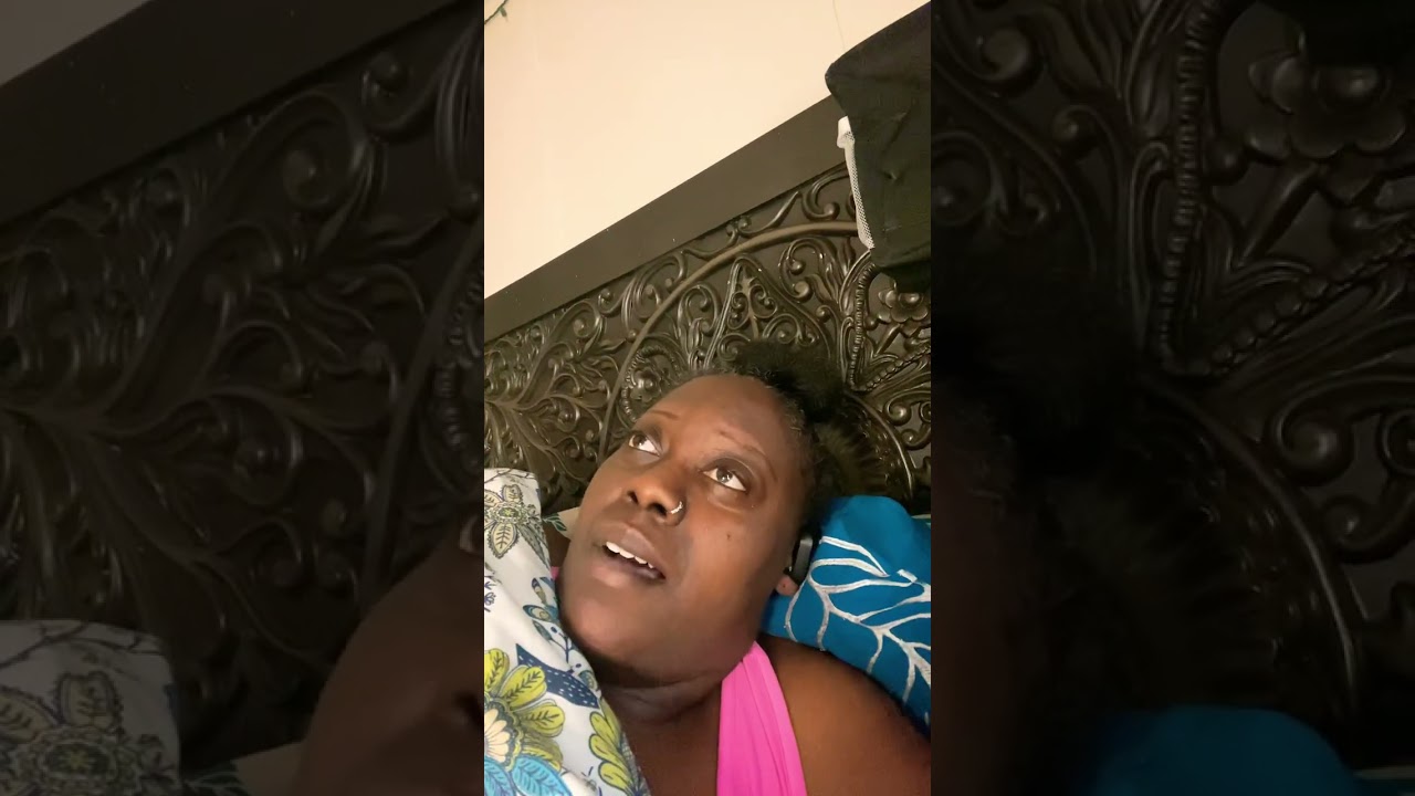 Эта пыльца мешает мне быть в лучшей форме, ребята, но я лежу и одновременно стою.