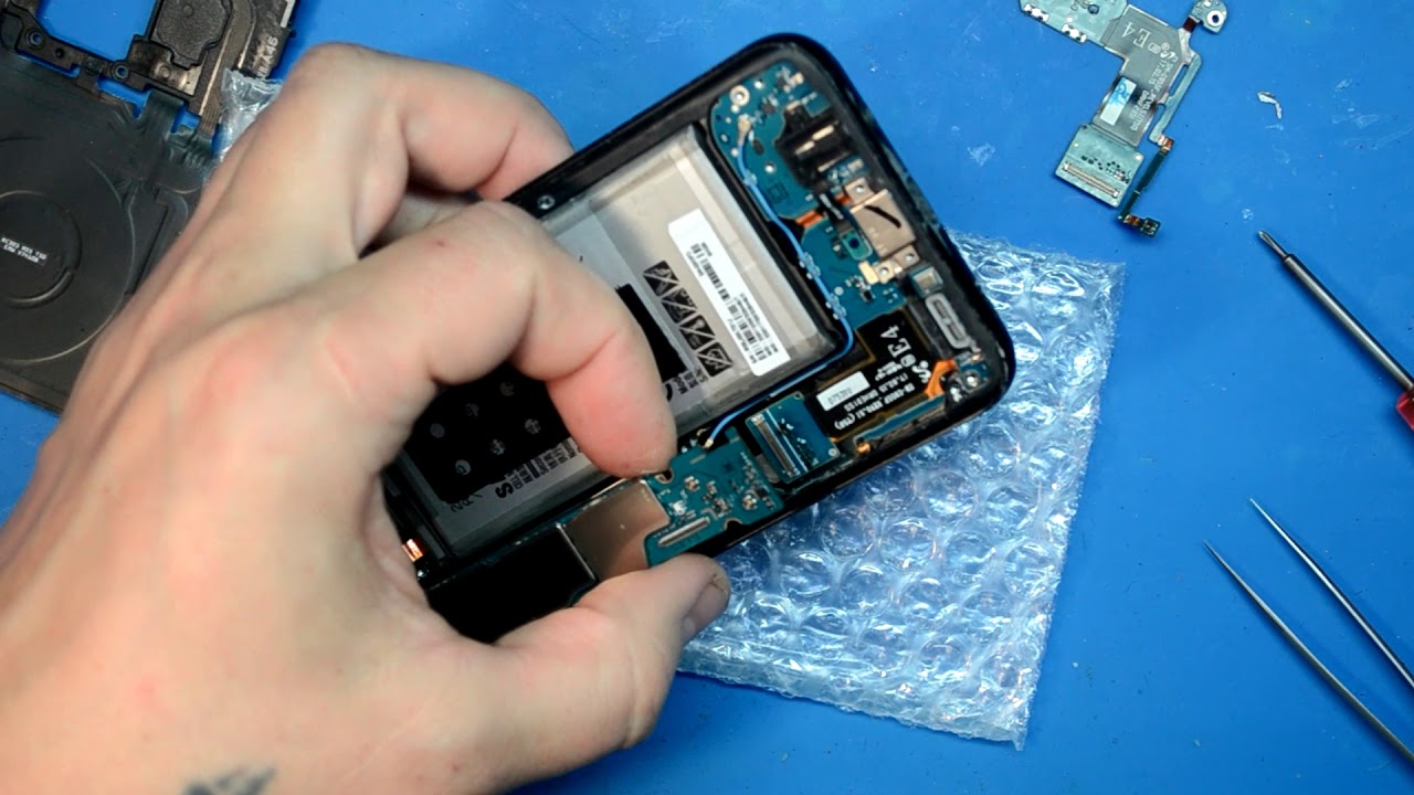 Samsung S8 Plus G955 не заряжается.