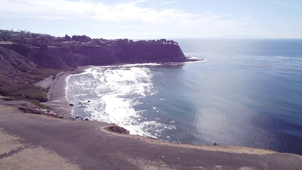Palos Verdes CA Cliffside Living with Ocean Views 4K Relaxing Drone Film (Ambient Apple TV Style)