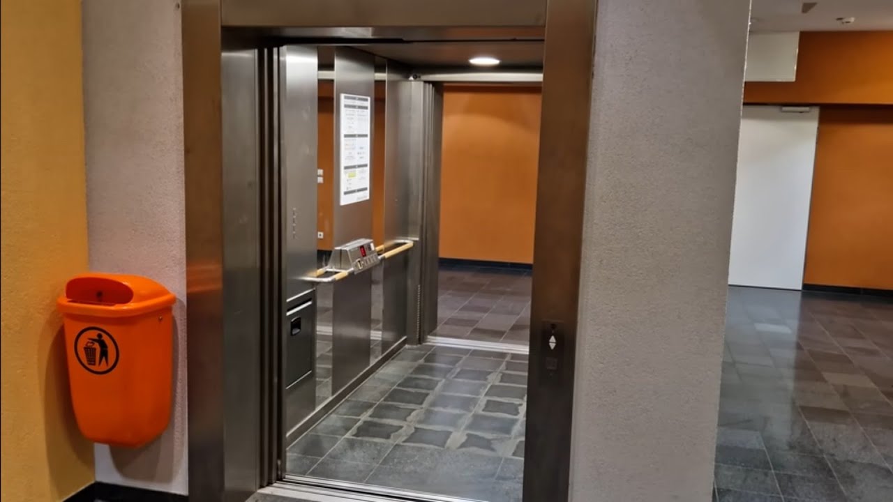 Seltener ORBA MRL Glas Aufzug (Rare ORBA MRL glas lift) @Spinnereistraße 7, 95445 Bayreuth DE