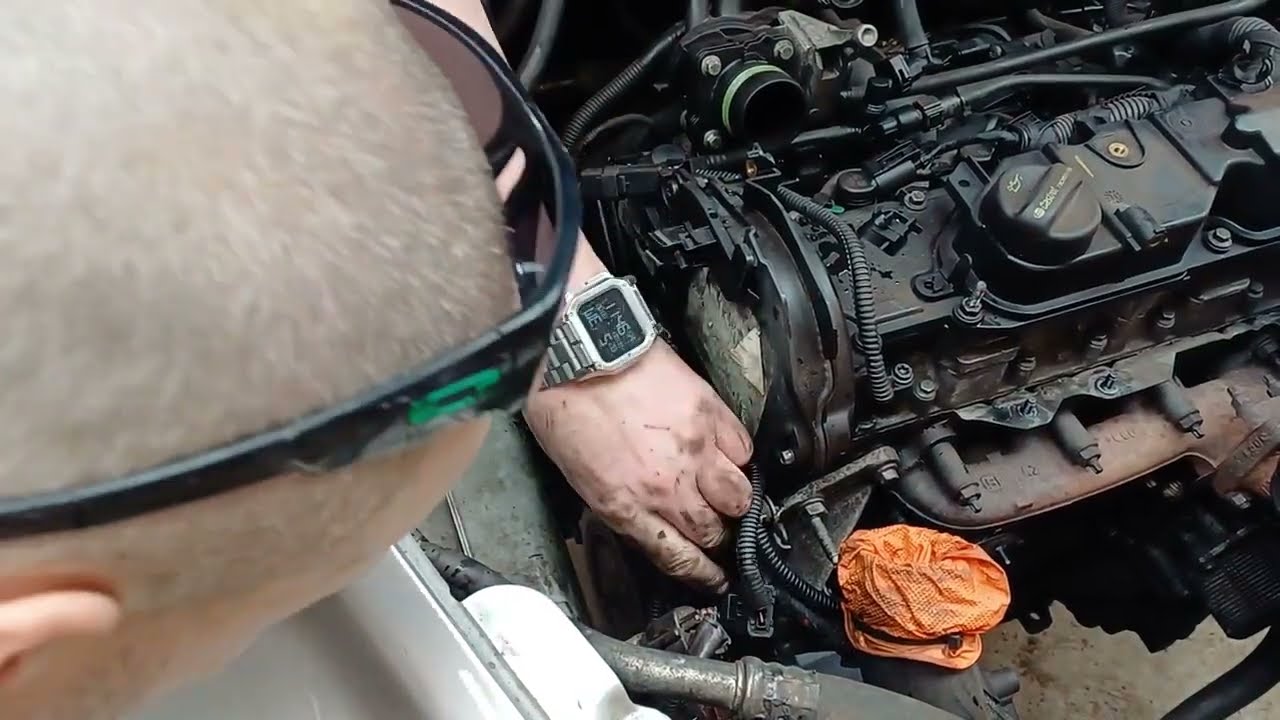 Part#29 cam belt/timing belt change. Volvo v50 1.6D