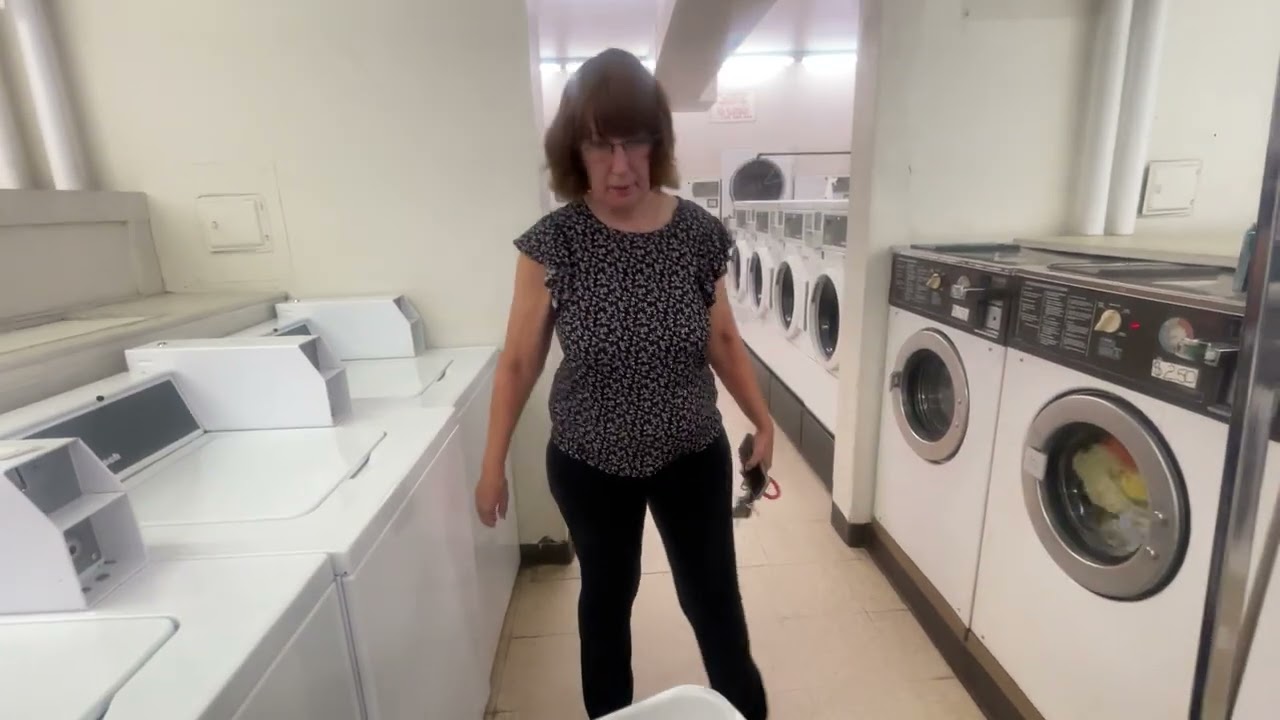 2 Wascomat Junior W 73 Washers In Action Hot Warm Cycles @ Self Serve Laundromat @ Bridgeville PA