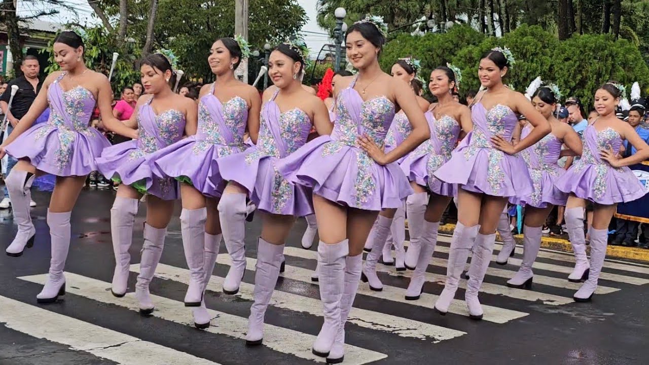 Grandiosa presentación de LICEO MARCHING BAND en el cierre de nes Cívico Armenia 2024🇸🇻