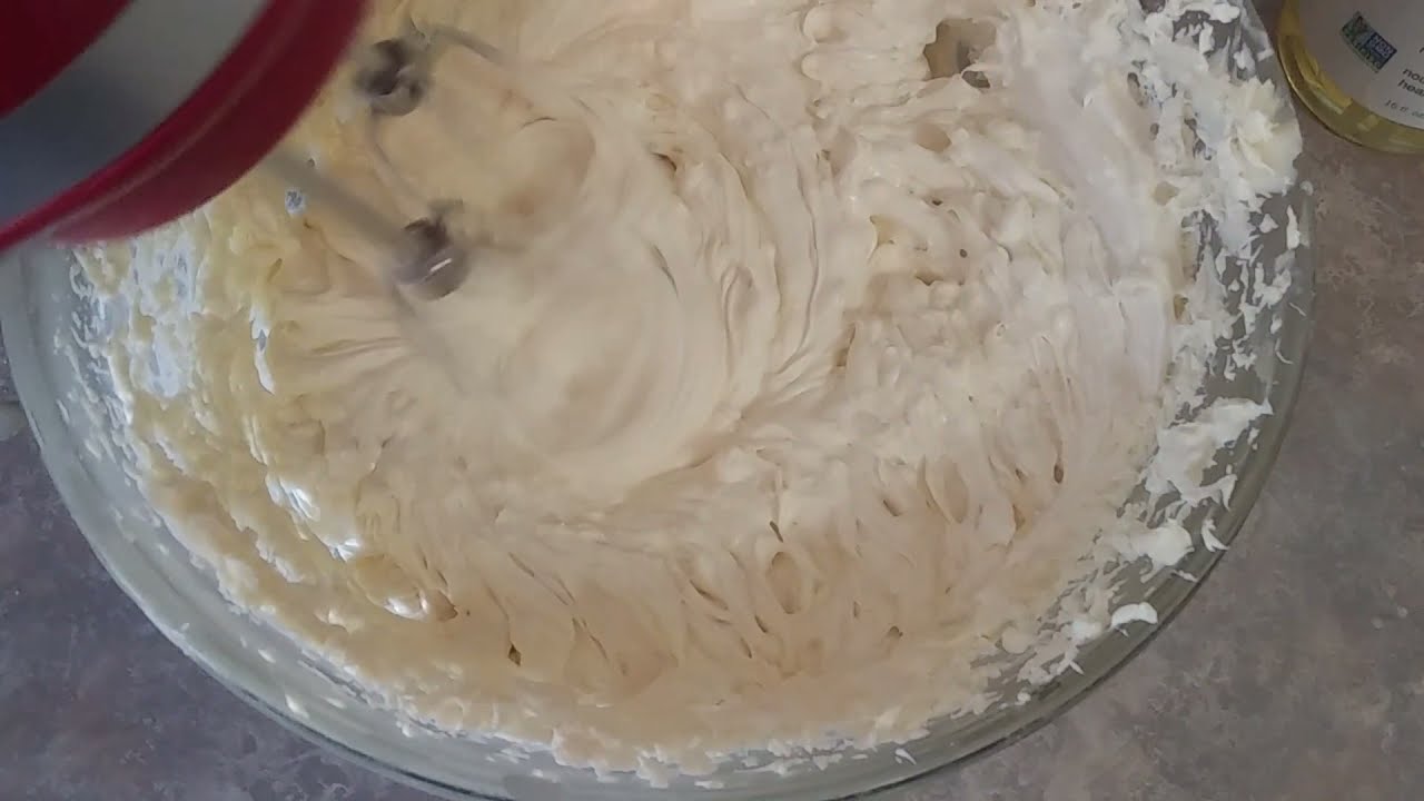Whipped Cocoa Butter Body butter || Anti-aging || Super Moisturizing! DIY