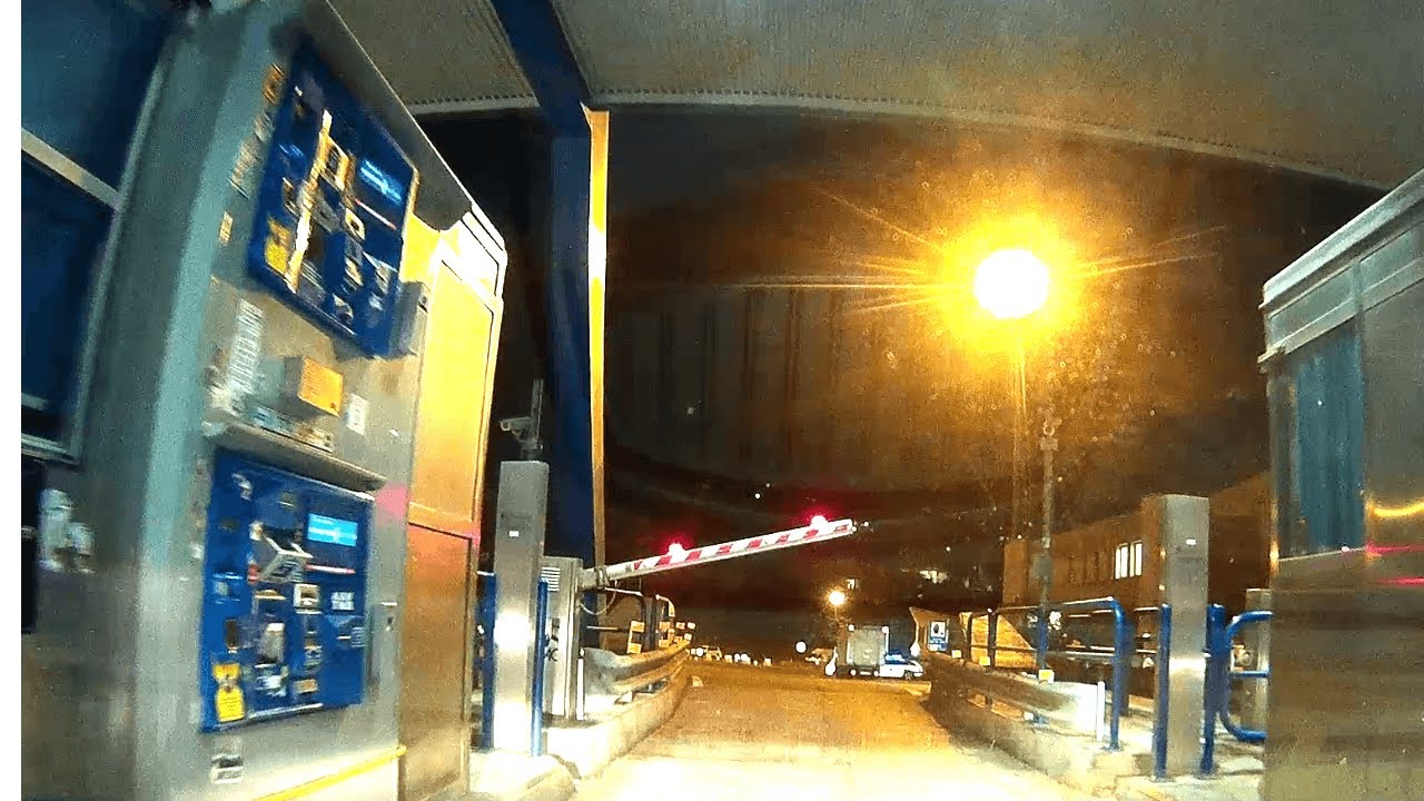 Casello A10 Genova Ovest e Sopraelevata #genova #a10 #flyover