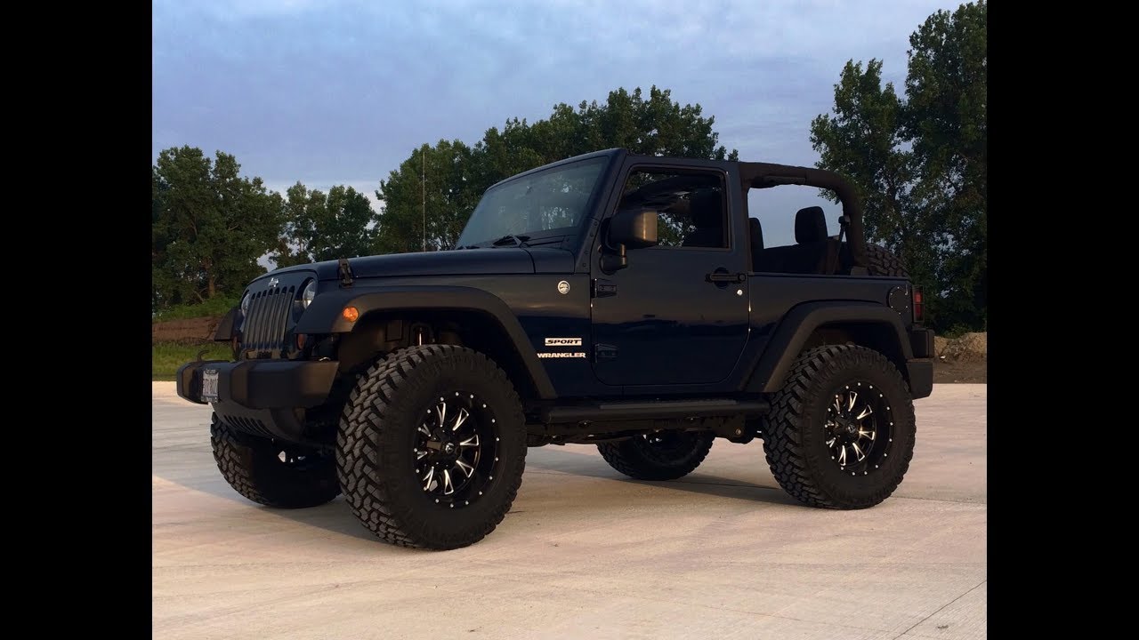 Jeep Wrangler JK Door Hinge Bushing Replacement: No more hard to open doors!