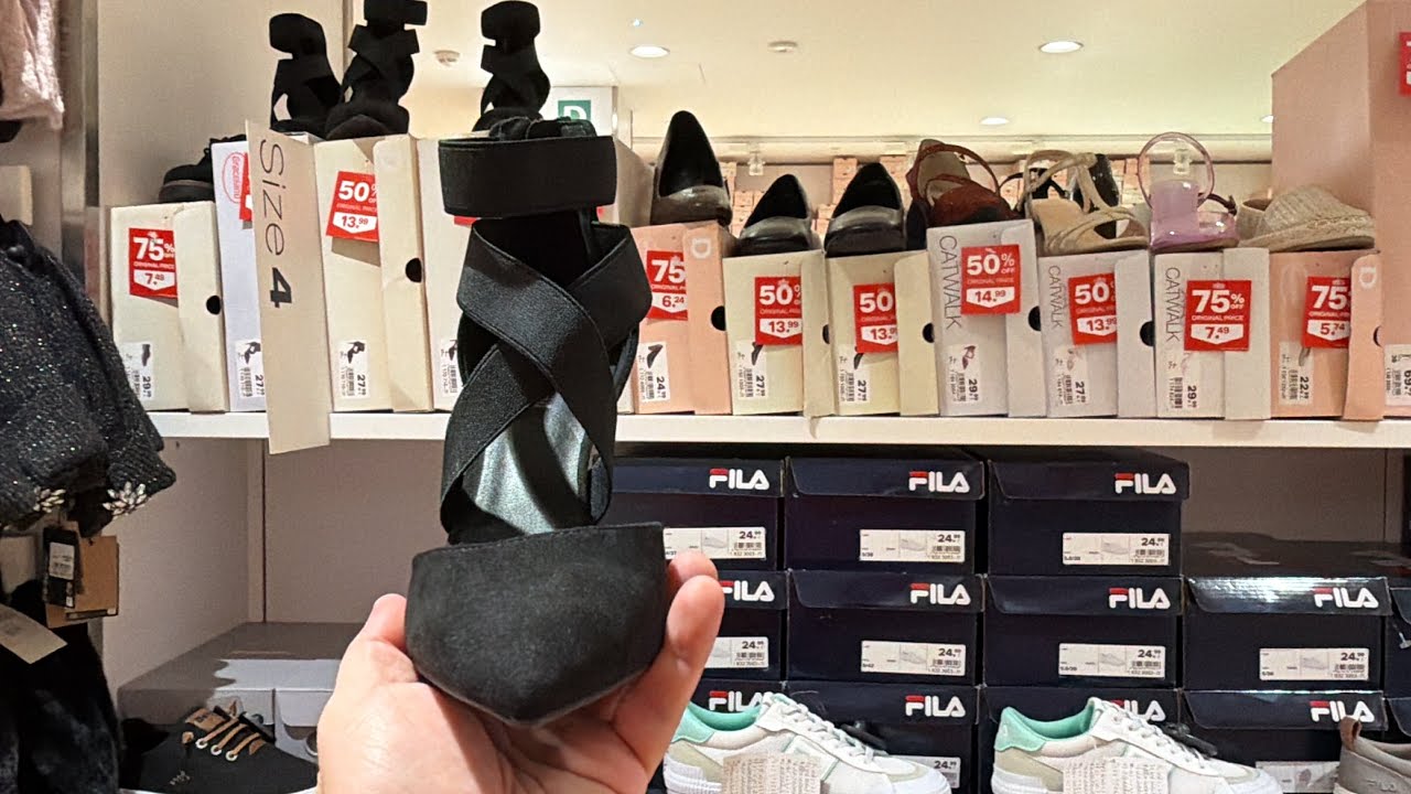 Распродажа обуви Deichmann, новая женская зимняя коллекция - январь 2026 года.