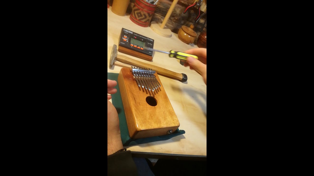 Cómo afinar una kalimba / parte 1 de 2 Español