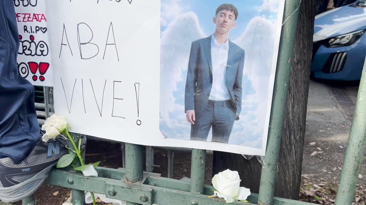La Spezia dice addio ad ABA YOUSSEF: canti copti e fuochi d'artificio fuori dalla chiesa