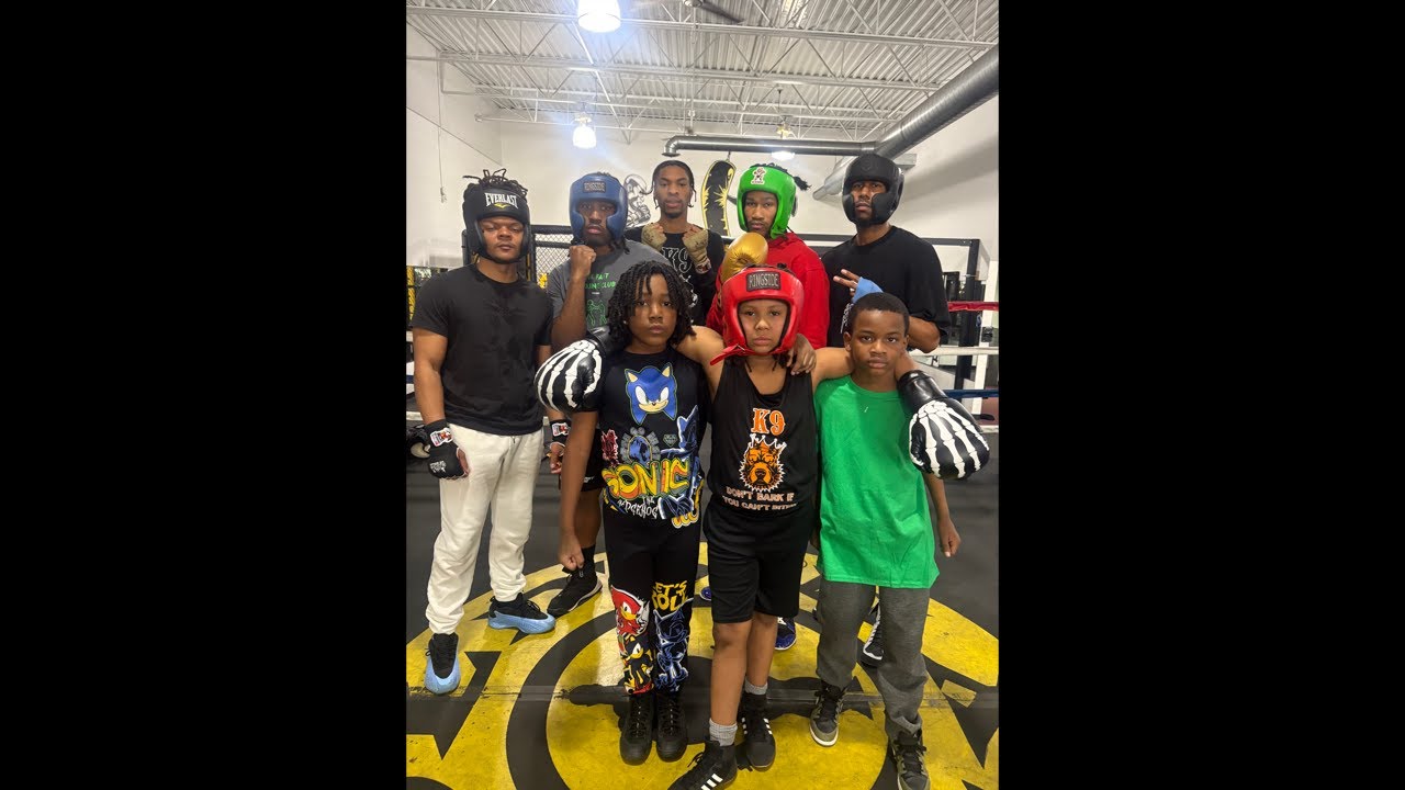 Sunday Sparring #boxing #sundayfunday #jakepaul #boxer #streetfighter #champion #fypシ #mayweather