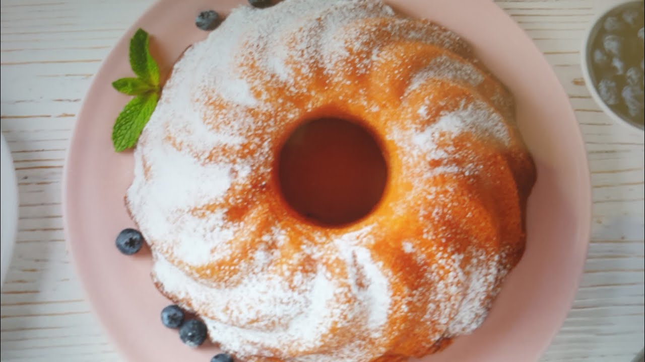 Saftiger Gugelhpf mit Heidelbeeren lecker und fruchtig ,Rührkuchen.