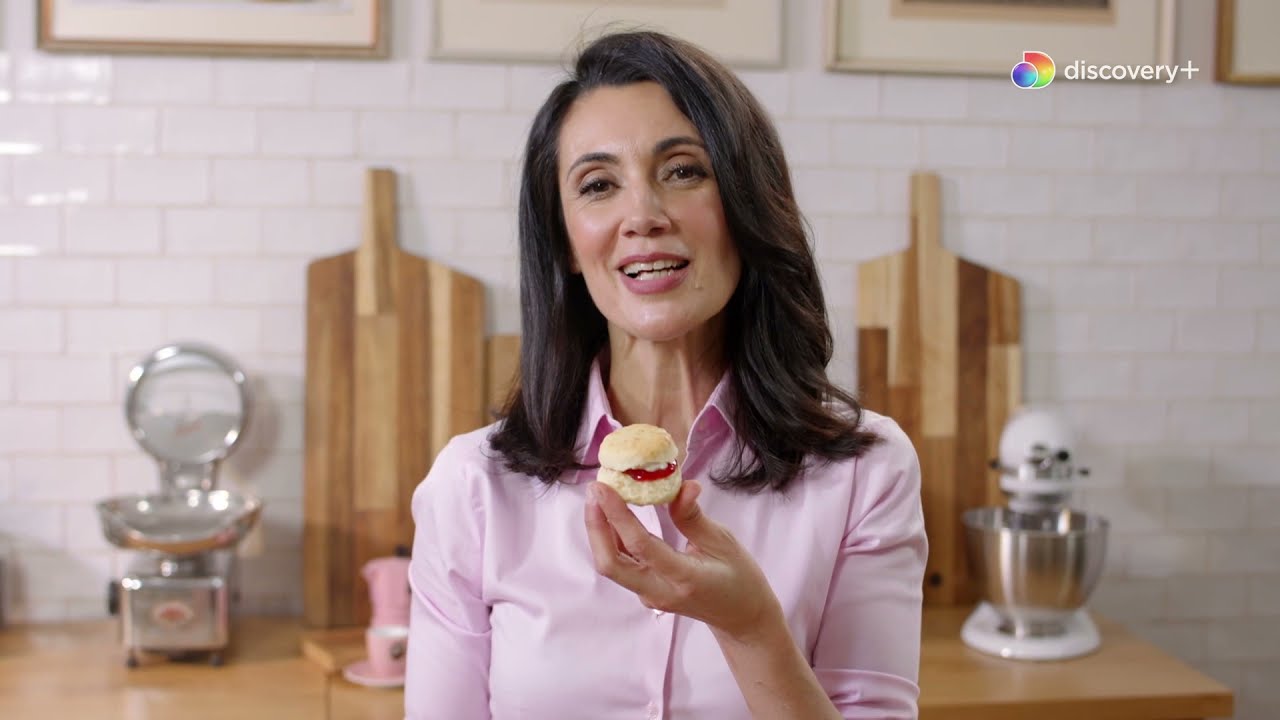 GLI SCONES CLASSICI ALLE FRAGOLE | Le ricette di Csaba
