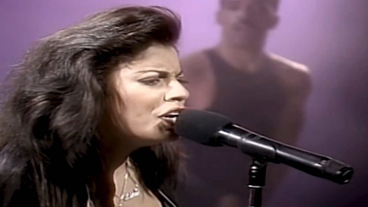 Lisa Lisa & Cult Jam - Let The Beat Hit 'Em (Showtime at the Apollo) [HD Widescreen Music Video]