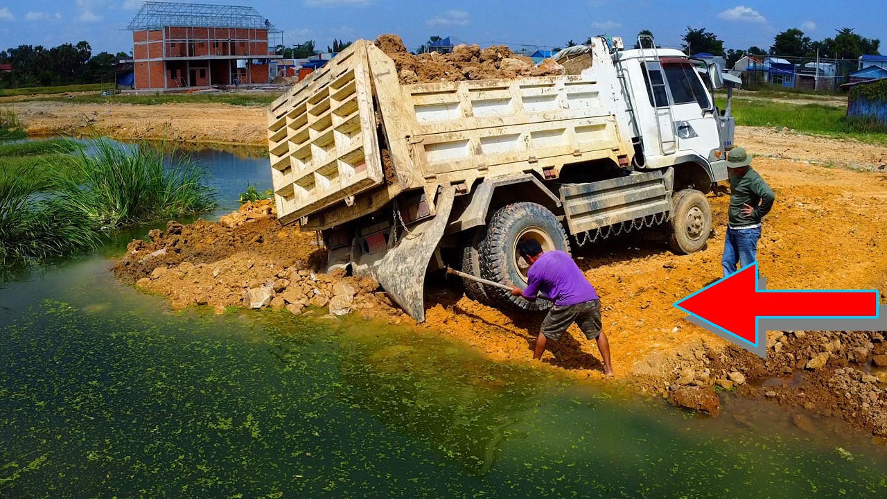 Scary Machine Back Upload Fail!!! Transforming a Landfill Dumping & Dozer in Actions!