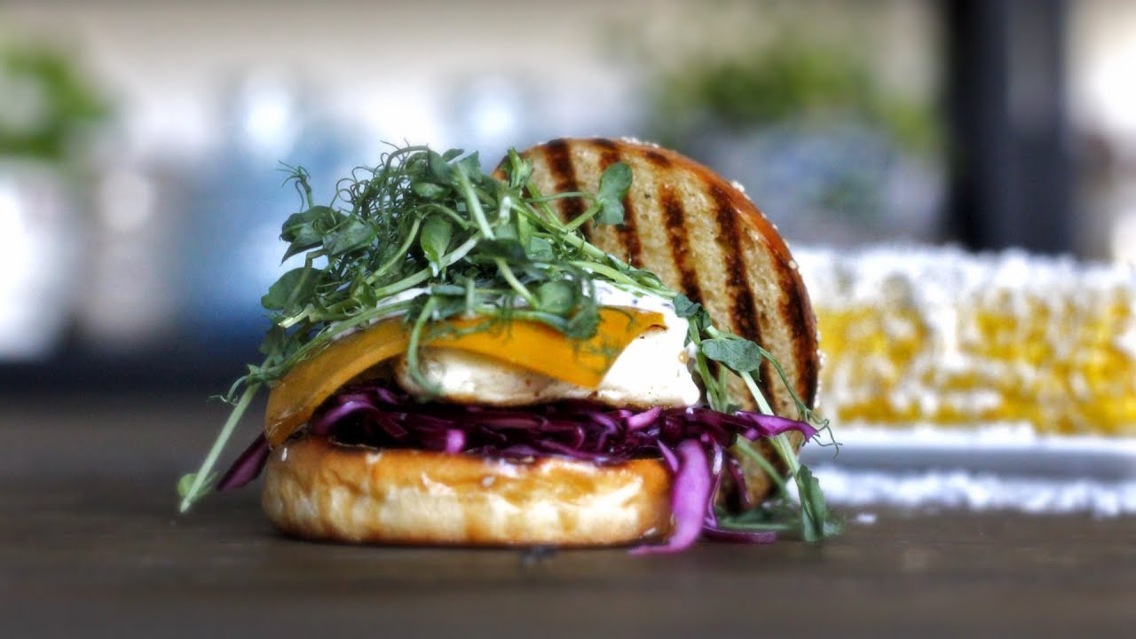 Hur gör man den bästa Halloumiburgaren + Hamburgardressing?
