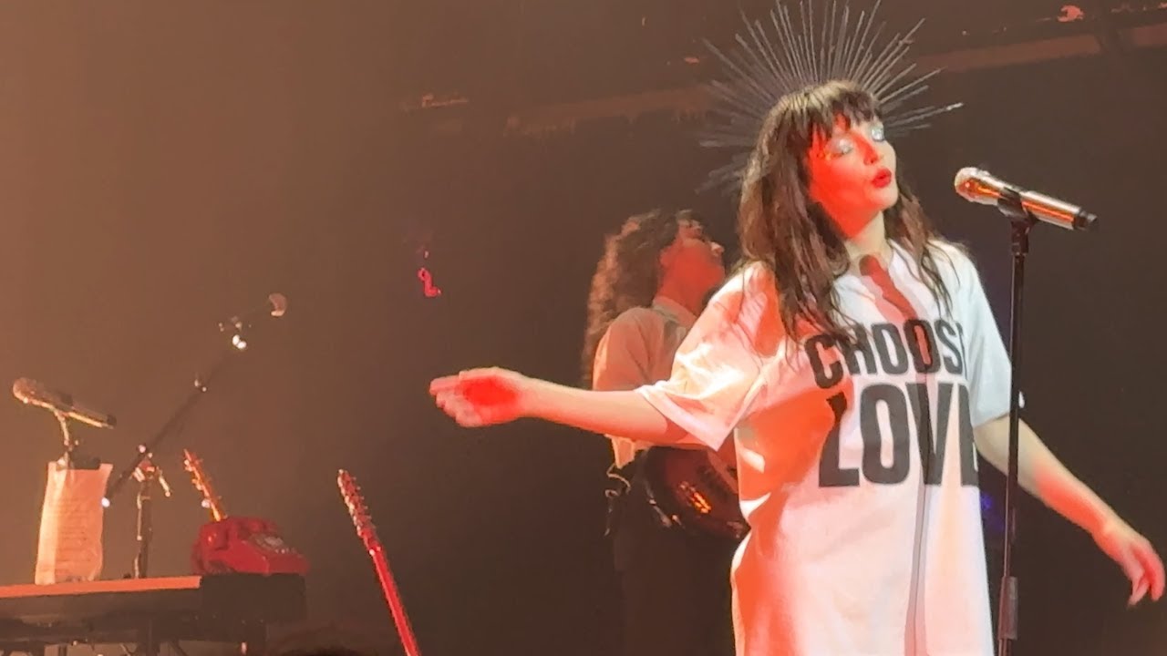 CHVRCHES' Lauren Mayberry - 