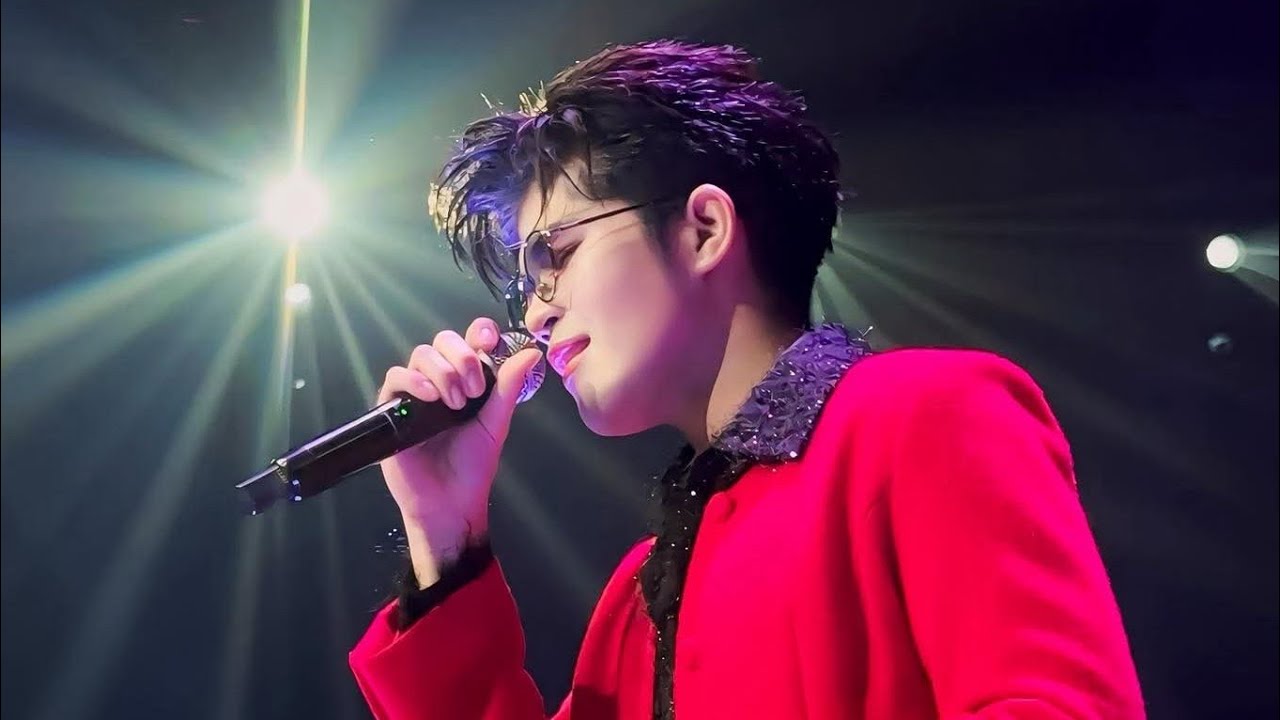 ดาวประดับใจ ไรอัล กาจบัณฑิต RYAN New Year Fanmeet เวิร์คพอย์ท 27/12/2025