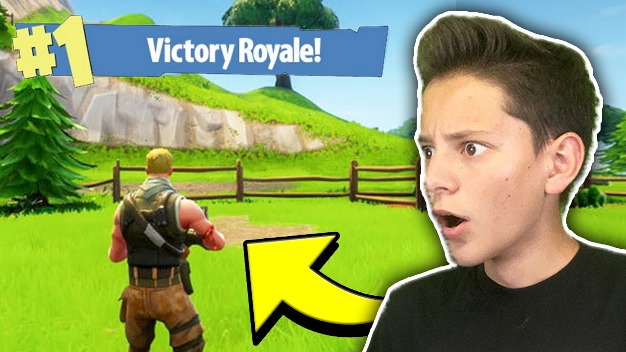 REAZIONE alla MIA *PRIMA* PARTITA di FORTNITE!! 😳 *STAGIONE 1*
