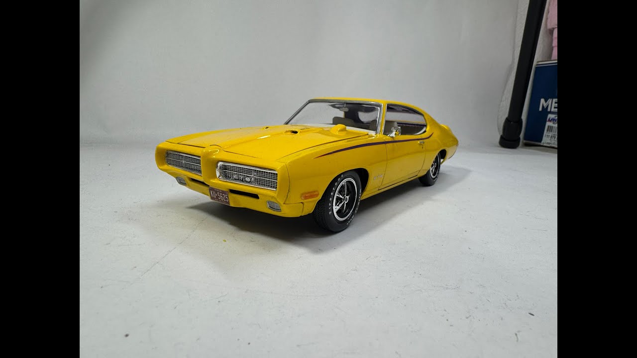 Revell - Pontiac GTO 1969