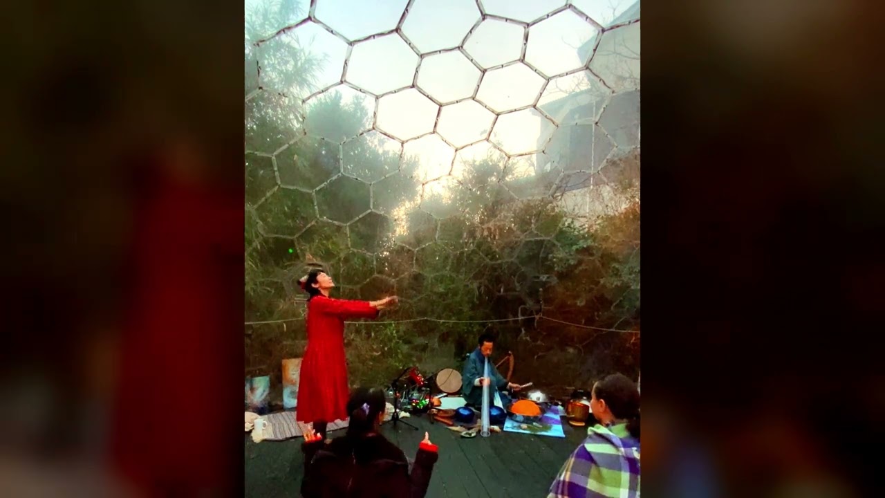 Crystal Dejeridoo in Crystal Dome feat with Yuko Opal Akira&infin;Ikeda