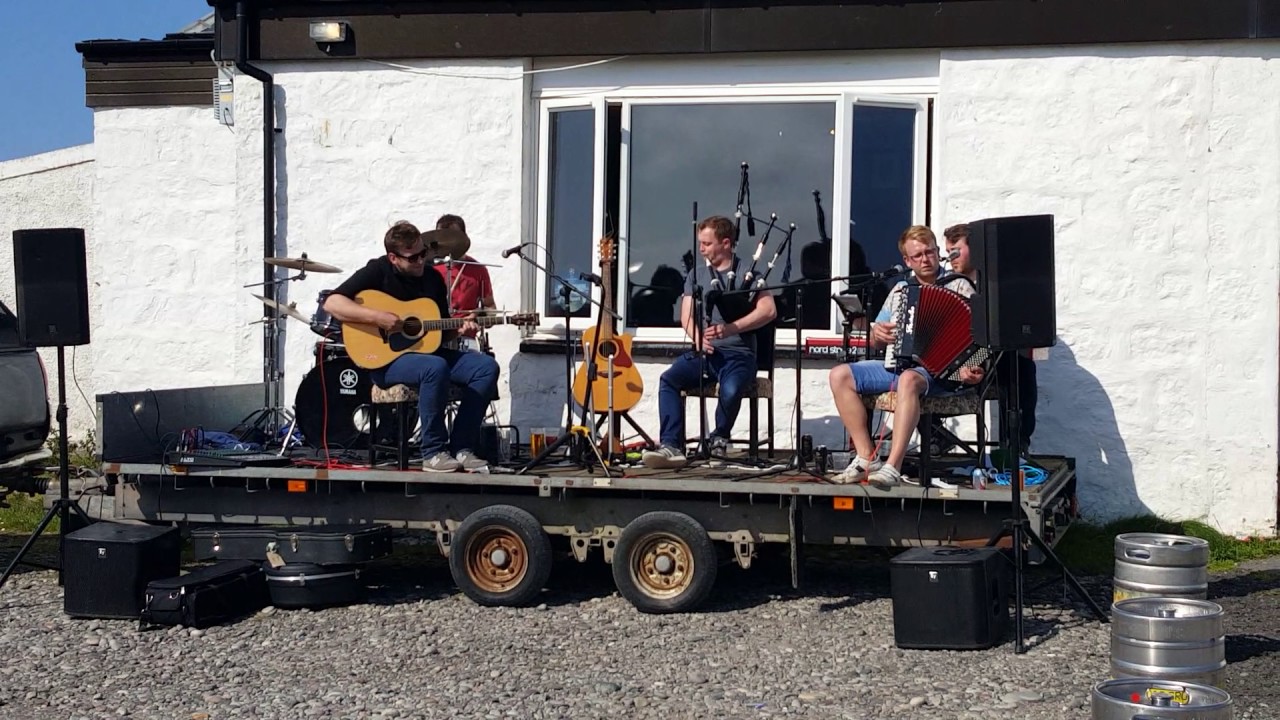 Trail West TMF Monday Club Live at the Lodge