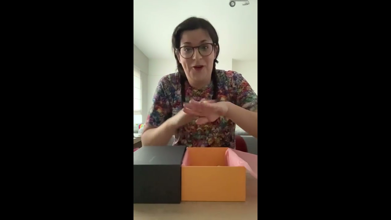 Unboxing: Goodiebox  February