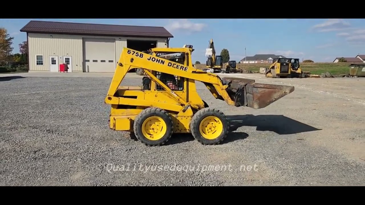 1993 DEERE 675B For Sale