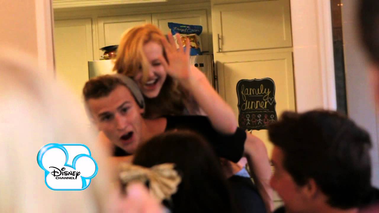 Cloud 9 : l'ultime figure - Présentation de Luke Benward - Rencontre exclusive Disney Channel !