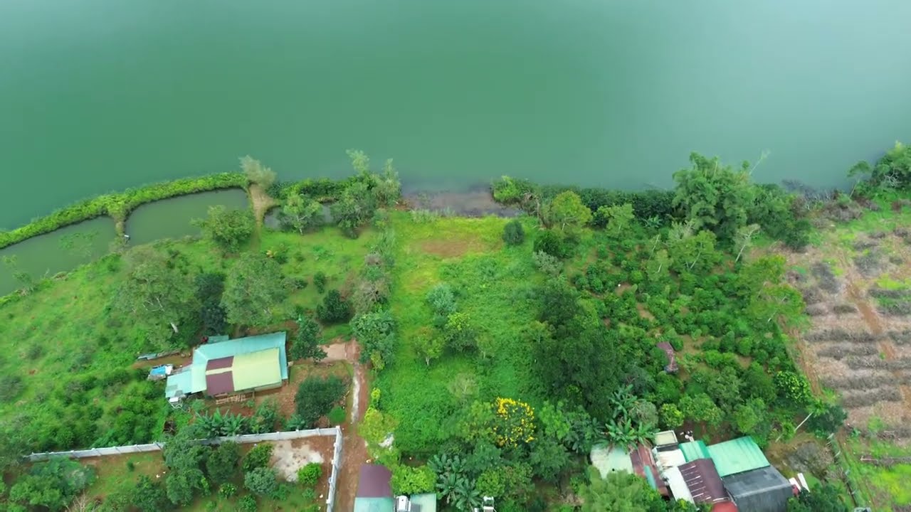 BÁN LÔ ĐẤT 2000m2 - VIEW HỒ TUYỆT ĐẸP - KHU DÂN CƯ DÔNG ĐÚC - CHỈ 1 LÔ DUY NHẤT - 0911761968
