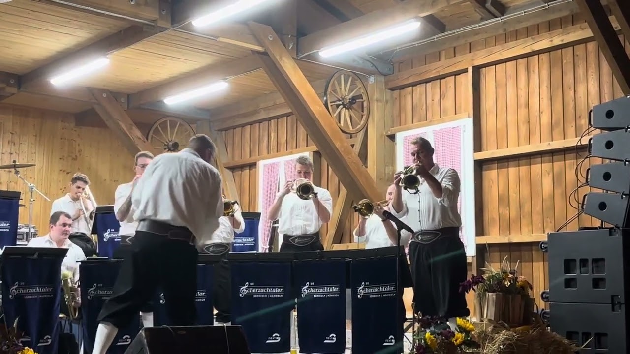 Aus besonderem Holz - Polka