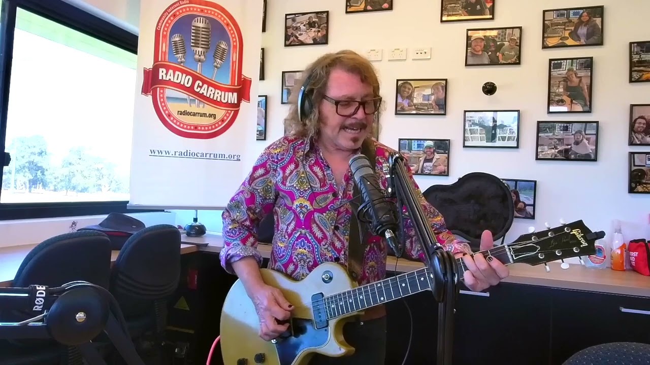 Kim Salmon - Live at Radio Carrum