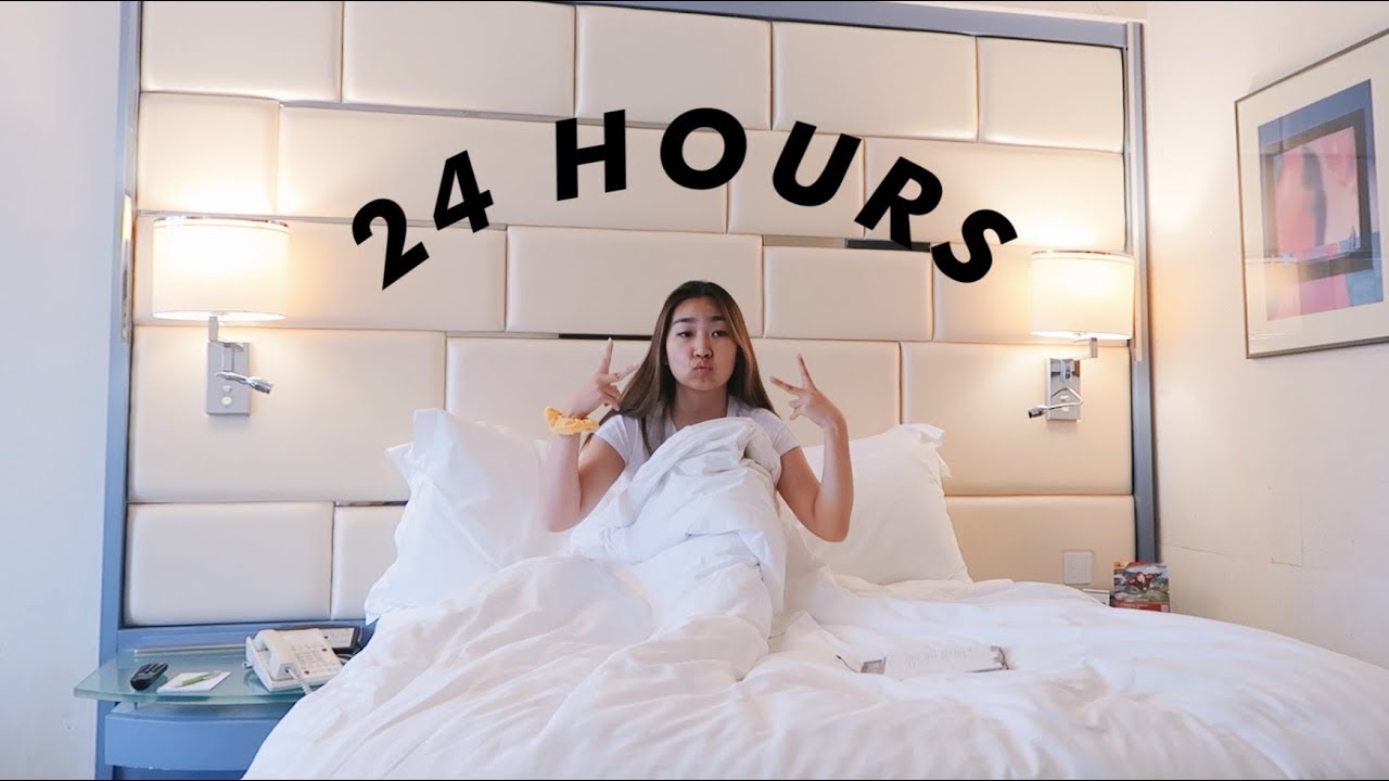 24 hours alone in an airport hotel | JensLife