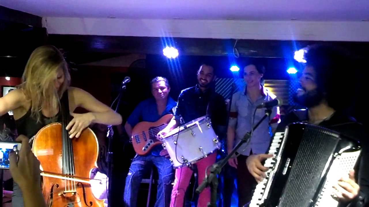 'De Volta pro Aconchego' Agacello &  Mestrinho Vila Velha