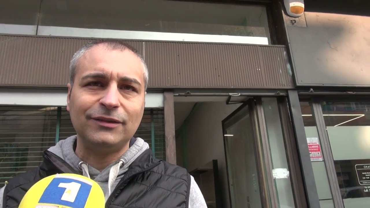 Ponte Cadorna, i commercianti: “O ponte provvisorio o chiudiamo”