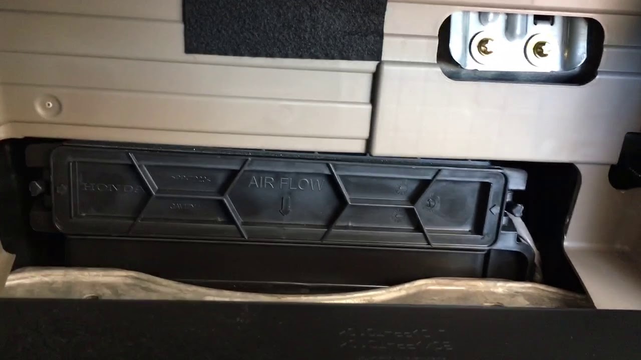 2016-2022 Honda Pilot Cabin Filter Change