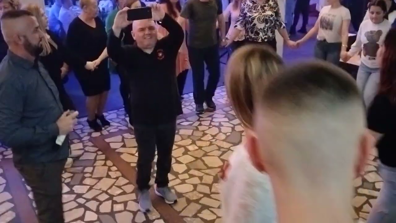 Kolo za Irhana i Jasminu 7 2 26 g Gradski Restoran Marić Bend Bosanski Ponos Dž M 