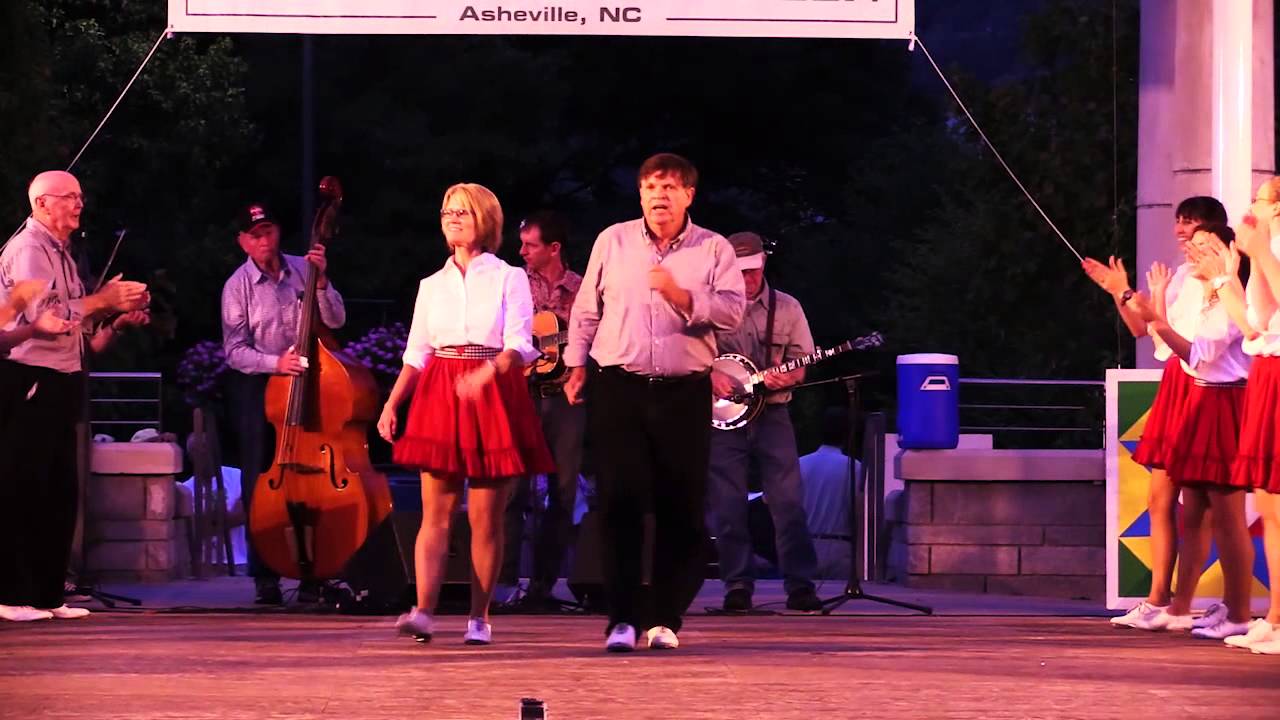 Carolina Heartland Cloggers at Shindig on the Green