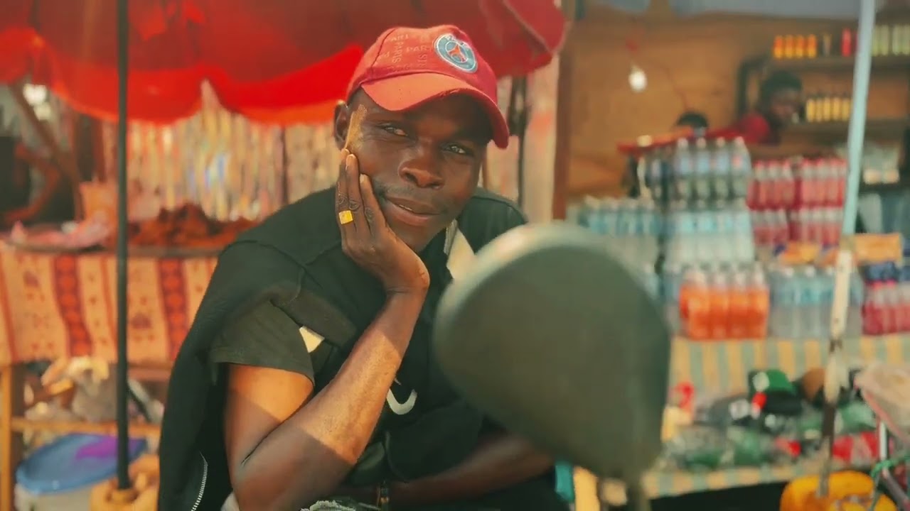 Artiste faux dõllars ( MOBALI)