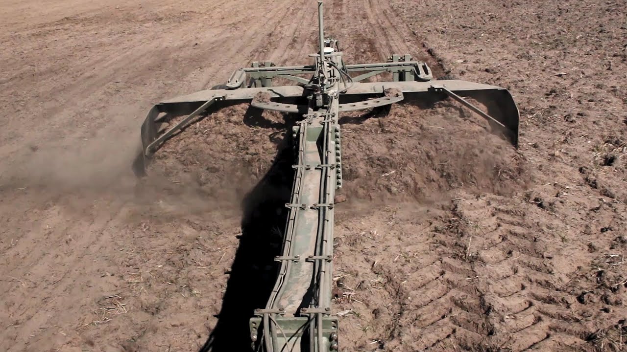OptiSurface Landforming with the Botha Familie, South Africa | Land Grading | GPS Leveling Equipment