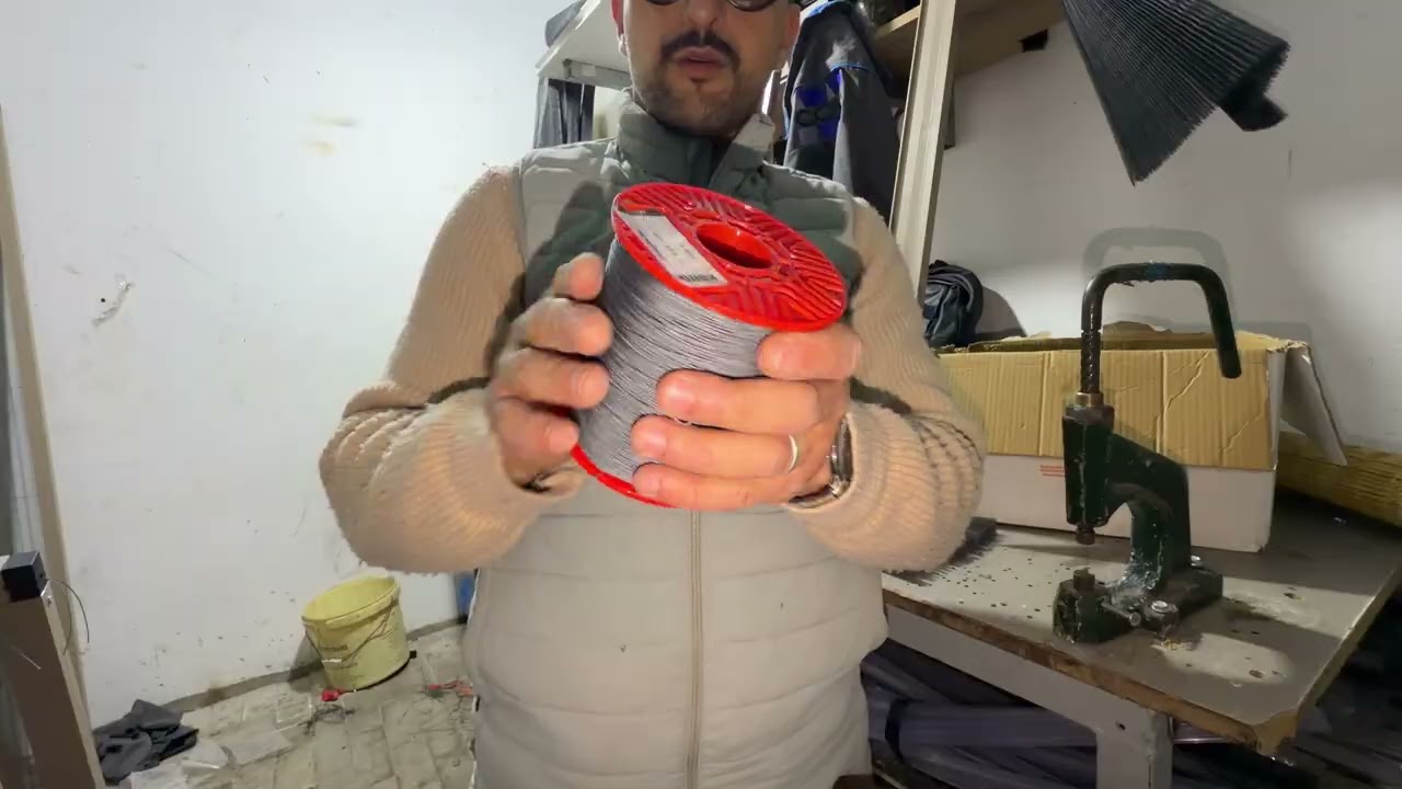 Mousquetaire ￼ accordéon ￼ cola pro.   