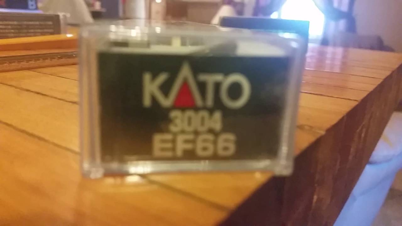 Kato N Scale EF66 3004 Blue passenger Locomotive