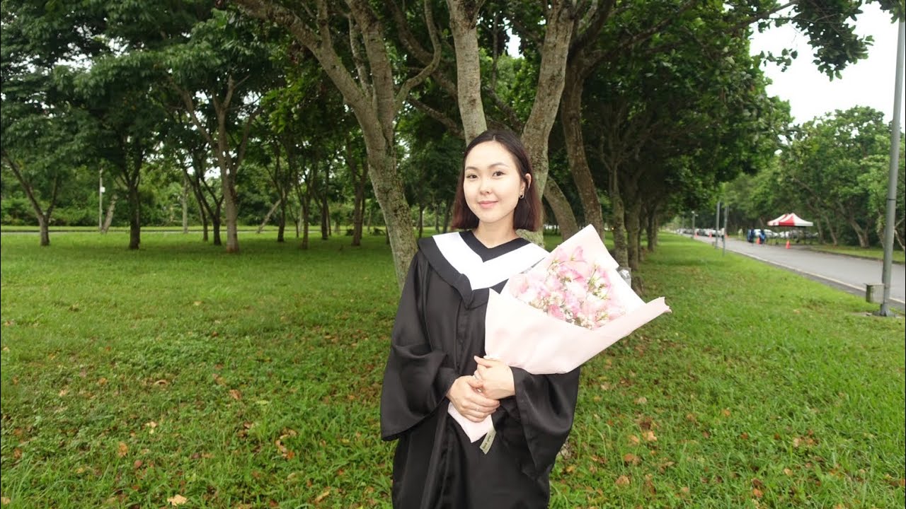 Taiwan university graduation day