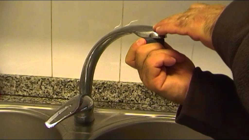 ADAPTADOR CASERO DE MANGUERA DE RIEGO PARA UN GRIFO DE LAVABO O COCINA