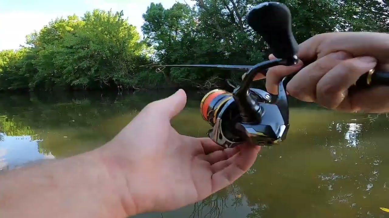 Pecanje klena leti  na reci Nisavi handmade voblerima Red River.  Catch and release