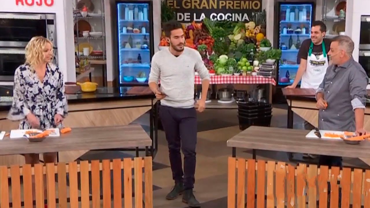 Carina Zampini no se achicó frente a Petersen y lo desafió cortando vegetales